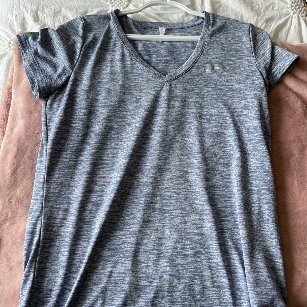 Underarmour tshirt